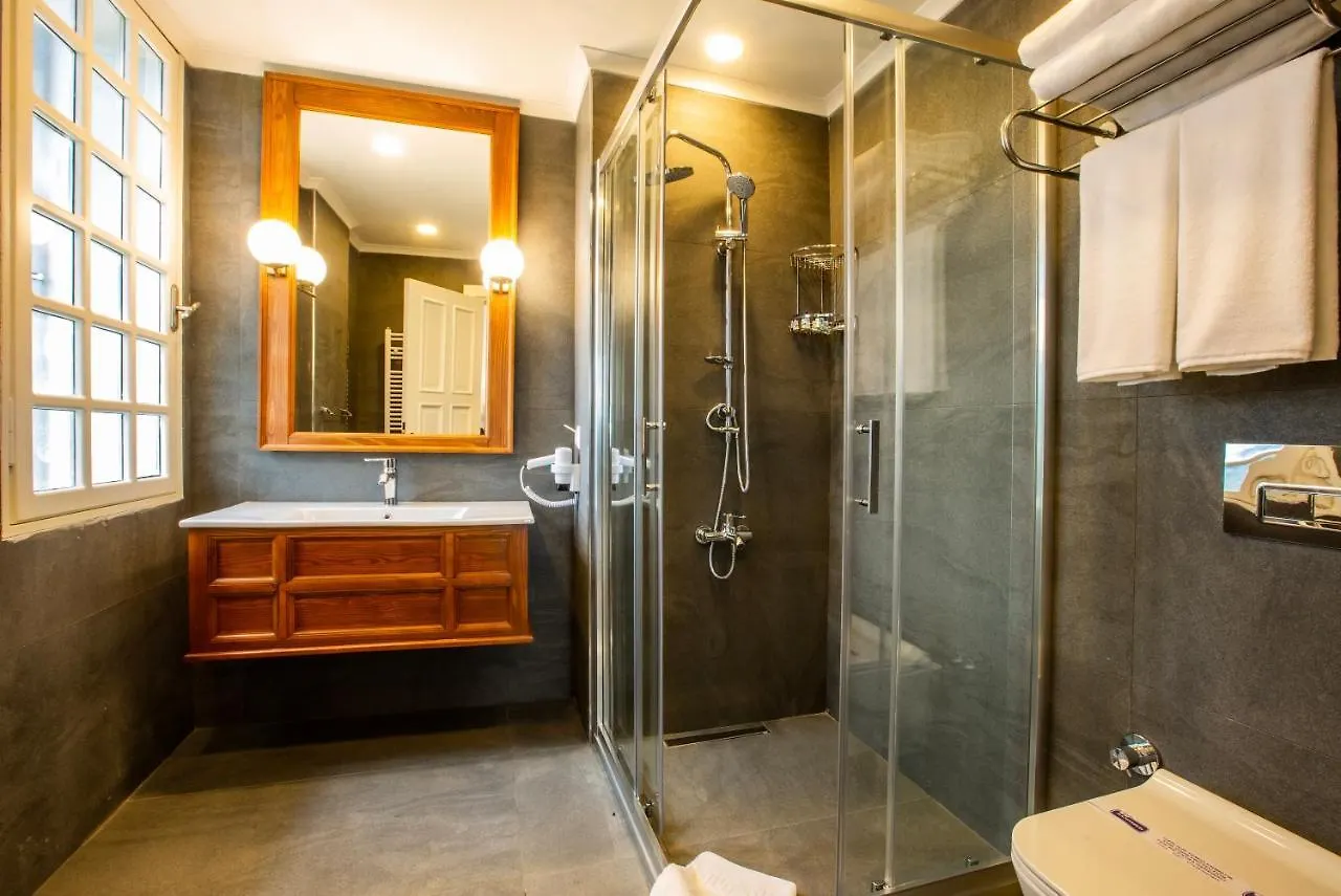 Zanike Hotel Trabzon 0*,